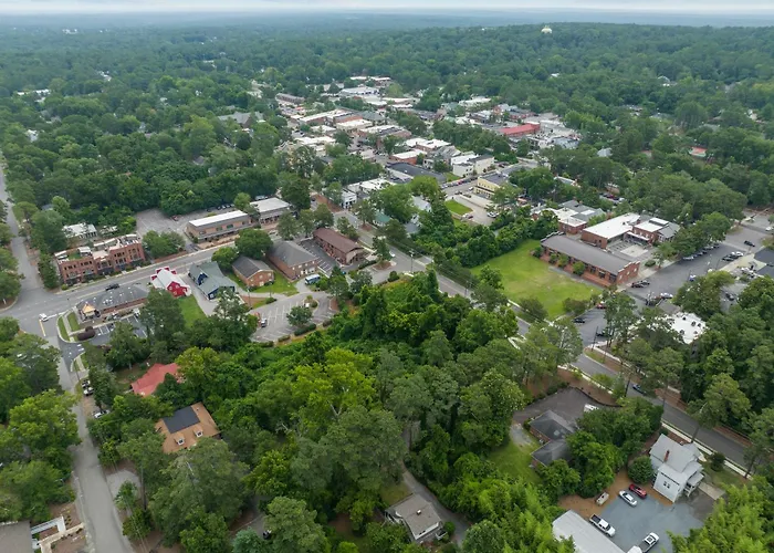 Historic Hidden Gem - Downtown Southern Pines